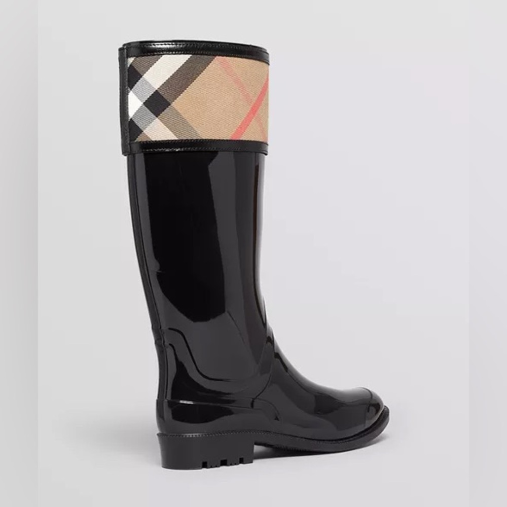 Burberry Women's Rain Boots - Crosshill Housecheck - Picture 2 of 9